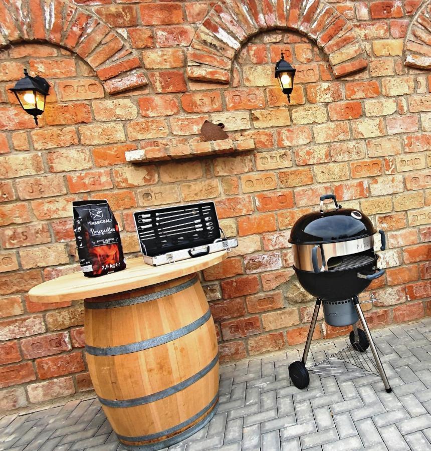 Penzion Jako Vino Bulhary Exterior photo