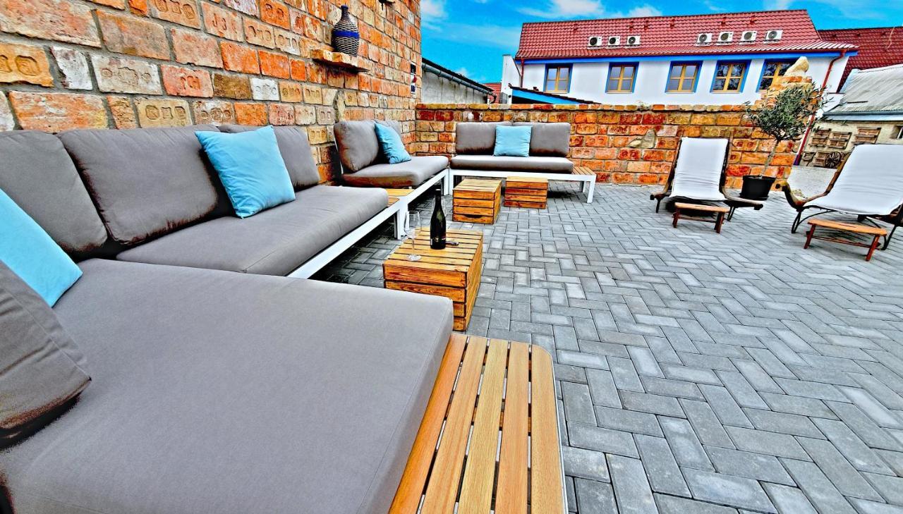 Penzion Jako Vino Bulhary Exterior photo